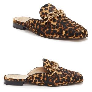 VINCE CAMUTO
WOMENS CALF HAIR SQUARE TOE MULES size 9.5